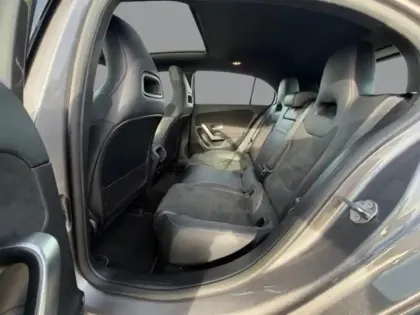 Photo 14 Mercedes Classe A 180 AMG Line