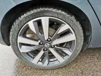 Photo 6 Nissan Micra Tekna 1.0 DIG-T 117 ch 