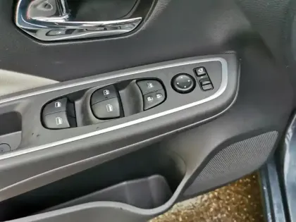 Photo 14 Nissan Micra Tekna 1.0 DIG-T 117 ch 