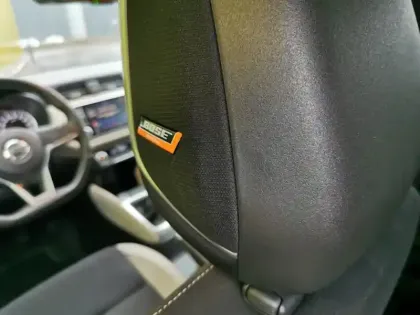 Photo 9 Nissan Micra Tekna 1.0 DIG-T 117 ch 