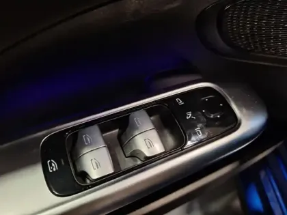 Photo 15 Mercedes Classe C  200 d Berline AMG Lin