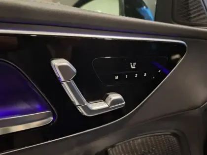 Photo 16 Mercedes Classe C  200 d Berline AMG Lin