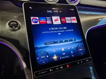 Photo 20 Mercedes Classe C  200 d Berline AMG Lin