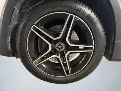 Photo 8 Mercedes GLB 200 d AMG Line