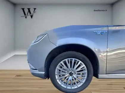 Photo 8 Mitsubishi Outlander Phev Twin Motor 4WD Instyle MY