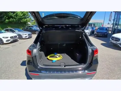 Photo 9 Mercedes GLA Gén. II (H247) Ph1 Business Line 5