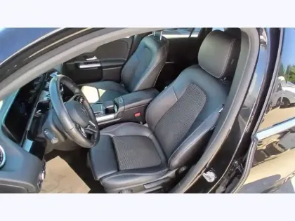 Photo 16 Mercedes GLA Gén. II (H247) Ph1 Business Line 5