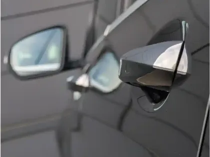 Photo 22 Mercedes Classe GLC Gén. II (X254) Ph1 AMG Line 5