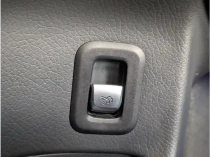 Photo 25 Mercedes Classe GLC Gén. II (X254) Ph1 AMG Line 5