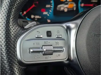 Photo 37 Mercedes Classe GLC Gén. II (X254) Ph1 AMG Line 5