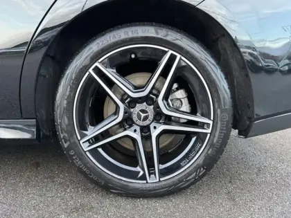 Photo 13 Mercedes CLA  250 e Hybrid EQ Coupé AMG 