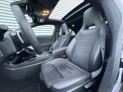 Photo 22 Mercedes CLA  250 e Hybrid EQ Coupé AMG 