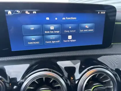 Photo 18 Mercedes CLA  250 e Hybrid EQ Coupé AMG 