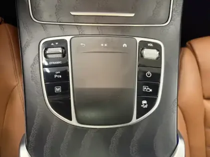 Photo 19 Mercedes Classe GLC 300de 4MATIC Business Line