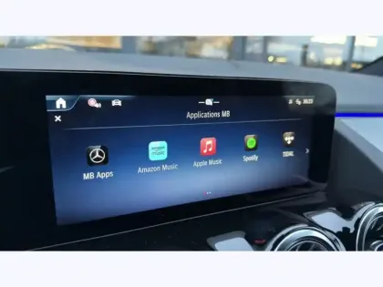 Photo 13 Mercedes Classe B 250 e Hybrid EQ AMG Line