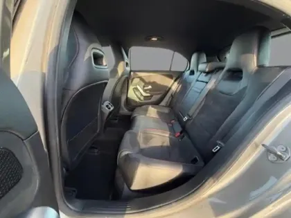 Photo 15 Mercedes Classe A A 220 d AMG Line