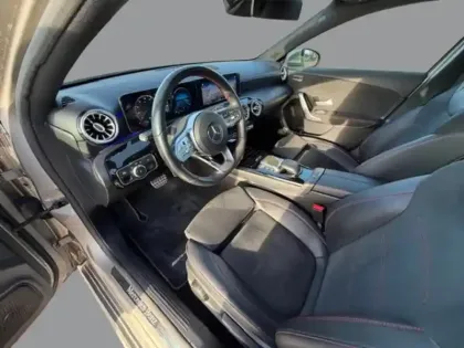 Photo 18 Mercedes Classe A A 220 d AMG Line