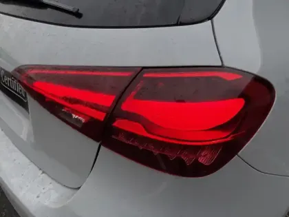 Photo 15 Mercedes Classe A 200 d AMG Exclusive Design