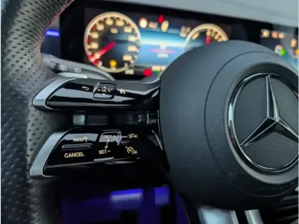 Photo 19 Mercedes Classe A 250 e Hybrid EQ 