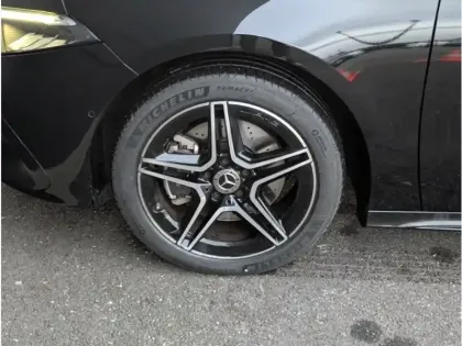 Photo 8 Mercedes Classe A 250 e Hybrid EQ 