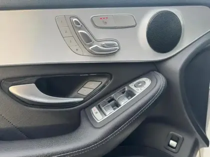 Photo 14 Mercedes Classe GLC GLC 300de 4MATIC SUV AMG Line