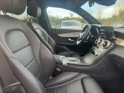 Photo 6 Mercedes Classe GLC GLC 300de 4MATIC SUV AMG Line