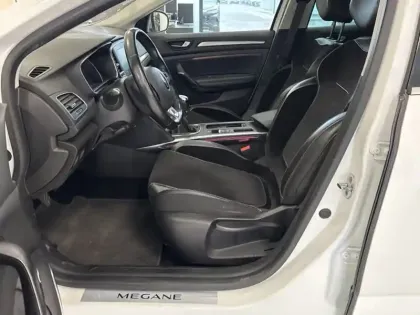 Photo 15 Renault Megane Gén. IV (BFB) Ph1 Intens 5