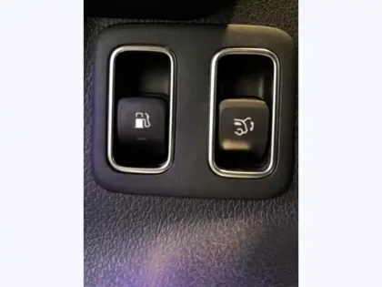 Photo 15 Mercedes GLA 250 e AMG Line