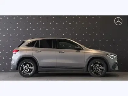 Photo 34 Mercedes GLA 250 e AMG Line Gris Mat