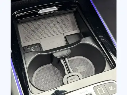 Photo 28 Mercedes GLA 250 e Hybrid EQ AMG Line