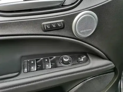 Photo 29 Alfa Romeo Stelvio Veloce Q4 2.2 JTDM 210 ch BVA8