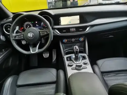 Photo 14 Alfa Romeo Stelvio Veloce Q4 2.2 JTDM 210 ch BVA8