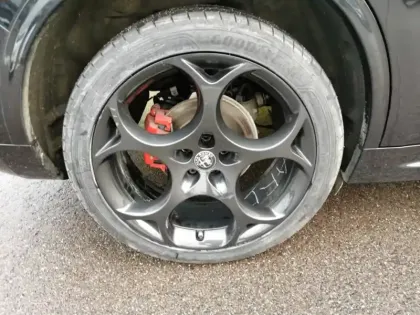 Photo 12 Alfa Romeo Stelvio Veloce Q4 2.2 JTDM 210 ch BVA8