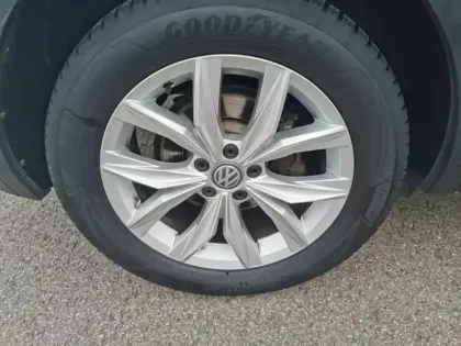 Photo 8 Volkswagen Tiguan Carat Exclusive BMT 2.0 TDI 15