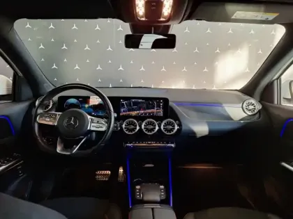 Photo 15 Mercedes GLA 200 d AMG Line