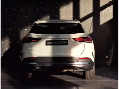 Photo 8 Mercedes GLA 200 d AMG Line