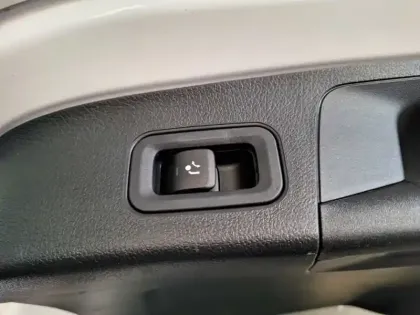 Photo 17 Mercedes GLA 200 d AMG Line