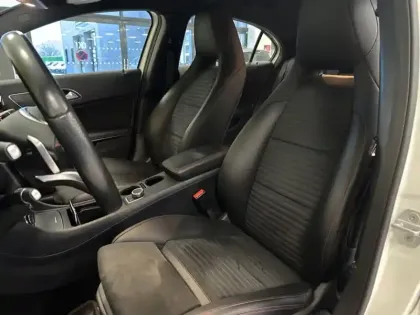 Photo 19 Mercedes Classe A A 220 4MATIC