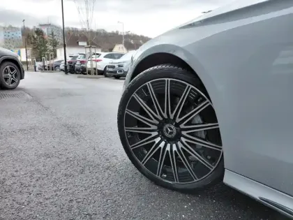 Photo 8 Mercedes Classe E E 220 d berline AMG Line