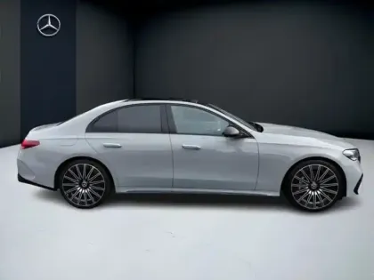 Photo 5 Mercedes Classe E E 220 d berline AMG Line