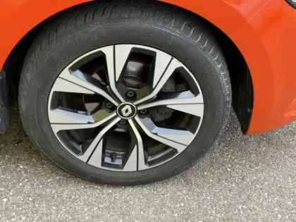 Photo 17 Renault Clio Gén. V (BJA) Ph1 Limited 5