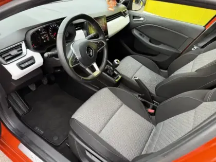 Photo 11 Renault Clio Gén. V (BJA) Ph1 Limited 5