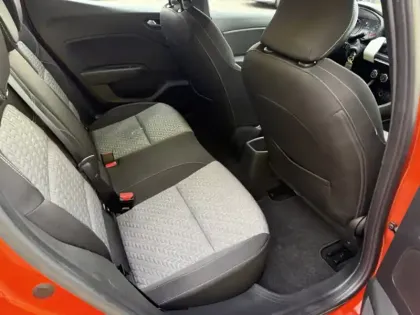 Photo 14 Renault Clio Gén. V (BJA) Ph1 Limited 5