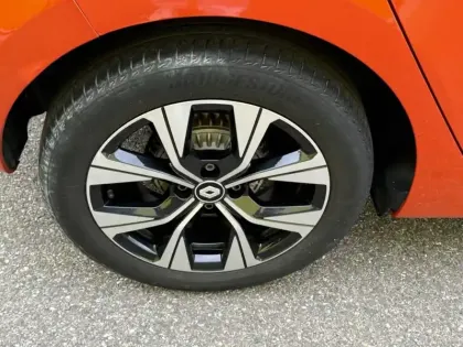 Photo 16 Renault Clio Gén. V (BJA) Ph1 Limited 5