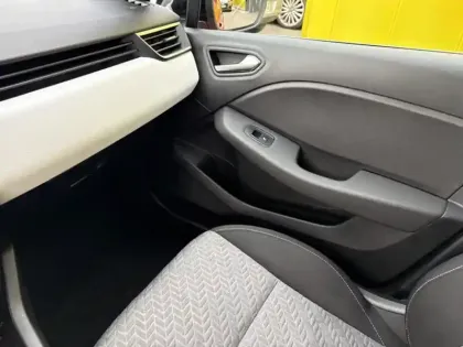 Photo 19 Renault Clio Gén. V (BJA) Ph1 Limited 5