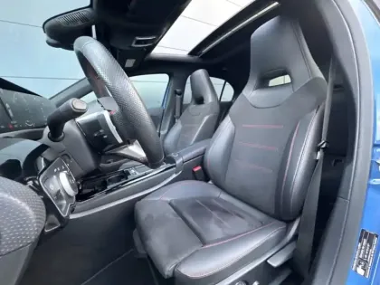 Photo 17 Mercedes Classe A 250 e Hybrid EQ AMG Line