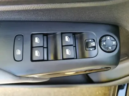 Photo 27 Citroën C5 aircross Gén. I Ph1 NG Shine 5