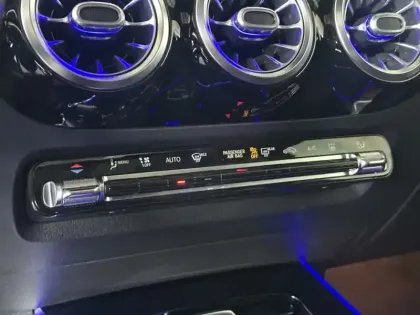 Photo 34 Mercedes GLA Gén. II (H247) Ph1 AMG Line 5