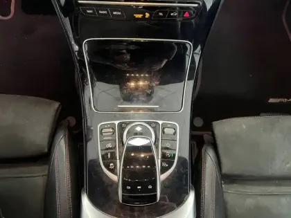 Photo 17 Mercedes Classe C Gén. II (C205) Ph2 AMG 2