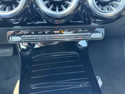 Photo 24 Mercedes CLA 180 Progressive Line Advanced 